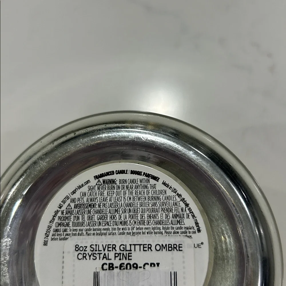 Capri Blue Crystal Pine 8 oz candle - Picture 5 of 5